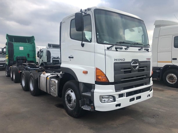 2014 Hino 700FS2845 Truck Tractor Unit for sale