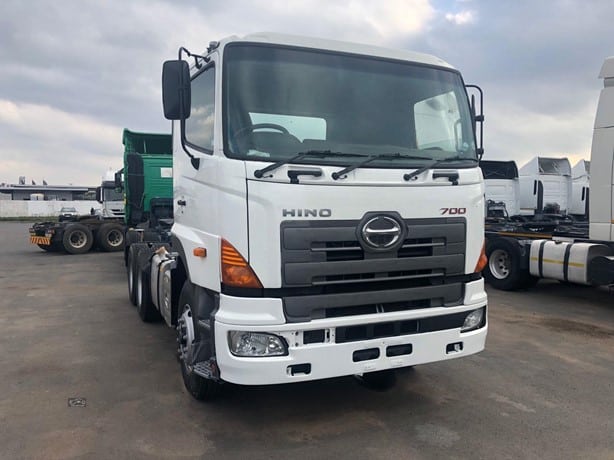 2014 Hino 700FS2845 Truck Tractor Unit for sale — view 3