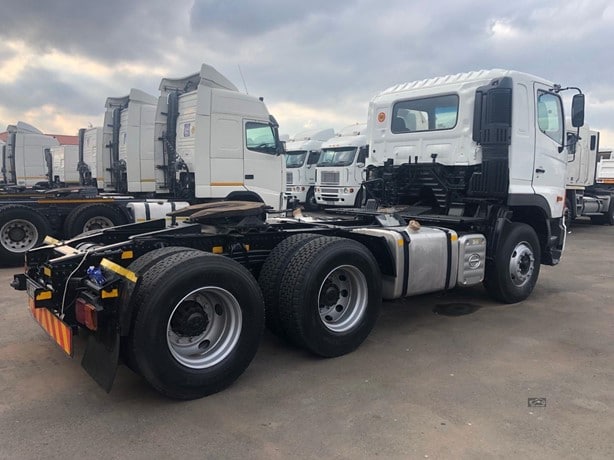 2014 Hino 700FS2845 Truck Tractor Unit for sale — view 4