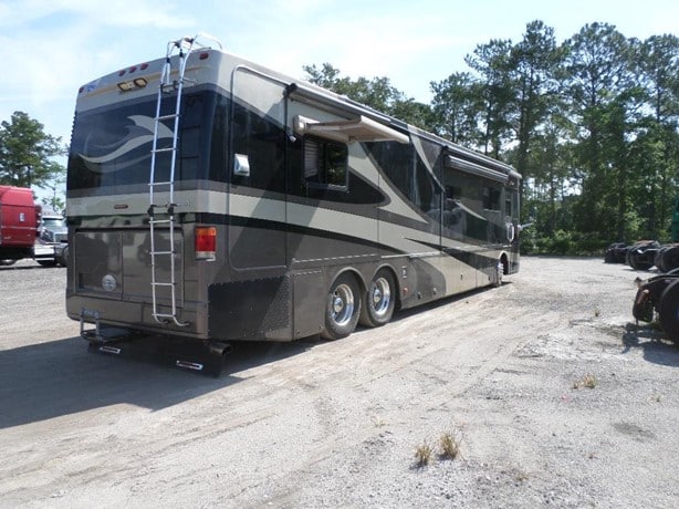 2005 Holiday Rambler Augusta Sport 210 Class B Motorhome for sale — view 2