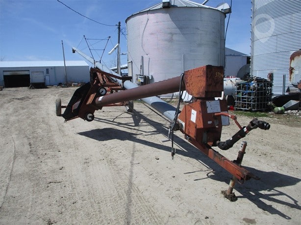 Hutchinson 8X61 Grain Auger for sale — view 2