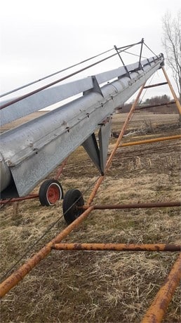 Hutchinson 8X72 Grain Auger for sale — view 4