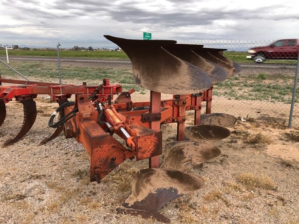 1990 International Tillage - Plough for sale