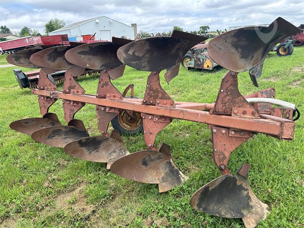 1996 International Tillage - Plough for sale — view 5