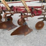 International Tillage - Plough for sale — view 2