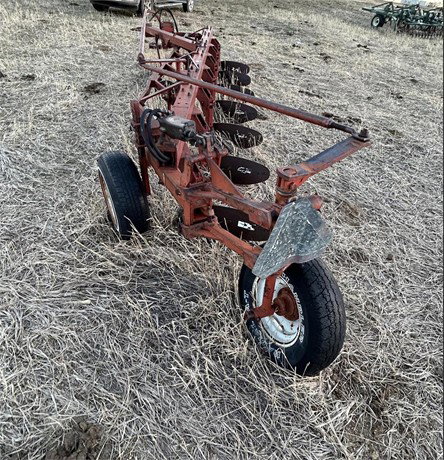 International Tillage - Plough for sale — view 3