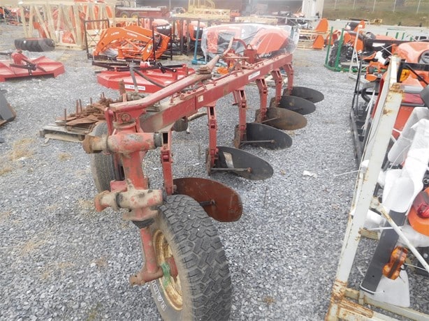 International Tillage - Plough for sale — view 3