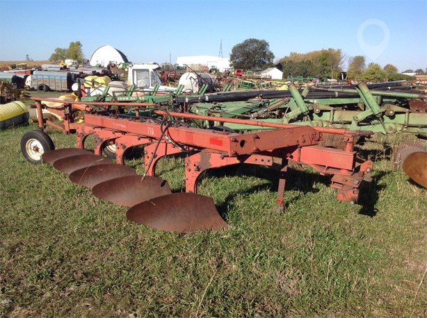 International Tillage - Plough for sale