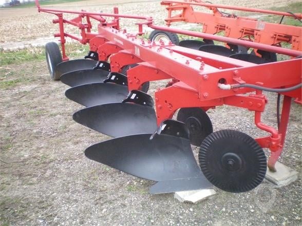 International Tillage - Plough for sale
