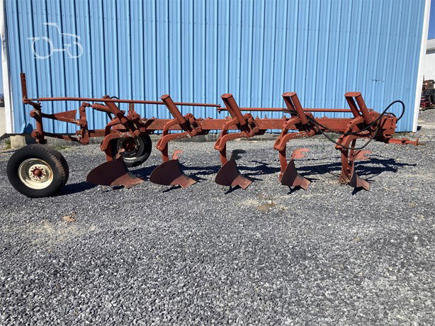 International Tillage - Plough for sale