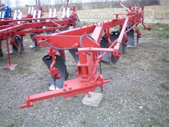 International Tillage - Plough for sale — view 3