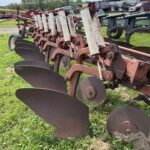 International Tillage - Plough for sale — view 3