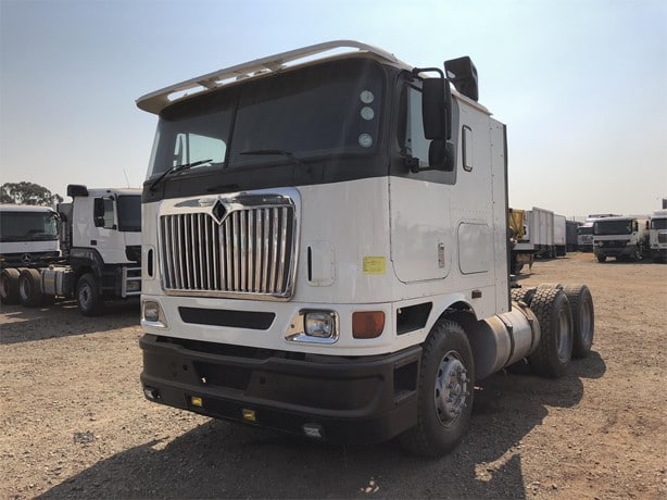2003 International Truck Tractor Unit for sale — view 3
