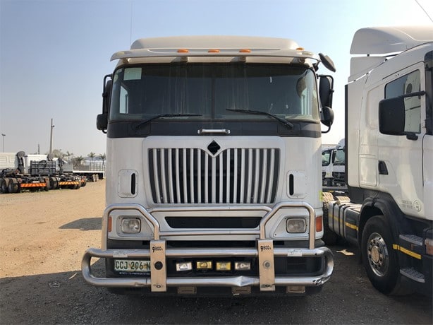 2011 International Truck Tractor Unit for sale — view 3