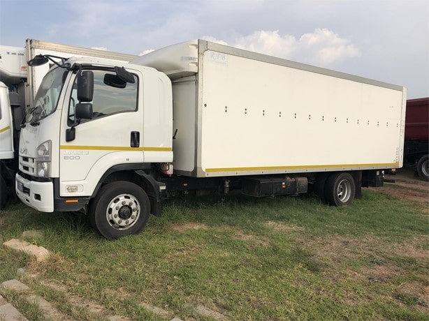 2008 Isuzu FSR Box Truck for sale