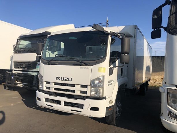 2012 Isuzu FSR Box Truck for sale — view 2