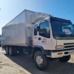 2006 Isuzu FTM Refrigerated Truck for sale — view 3
