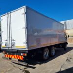 2006 Isuzu FTM Refrigerated Truck for sale — view 5