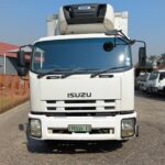 2015 Isuzu FVM Refrigerated Truck for sale — view 2