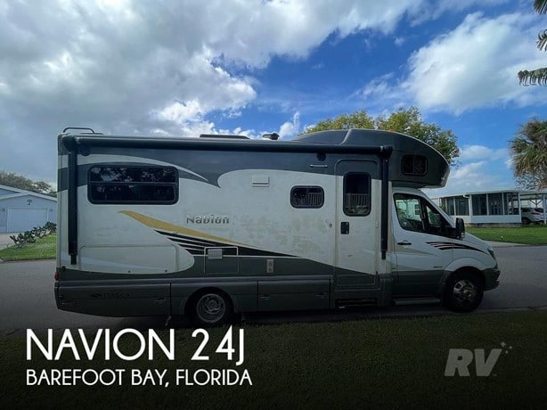 2015 Itasca NAVION 24J Class C Motorhome for sale