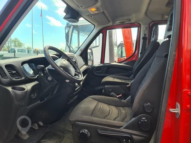 2015 Iveco Van - Combi for sale — view 4
