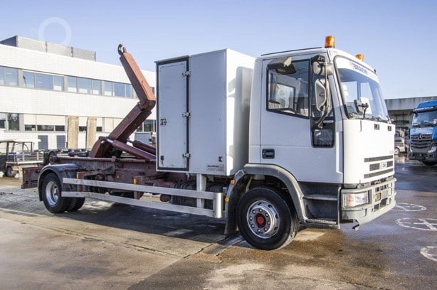 1999 Iveco Eurocargo 130E18 Hook Lift Truck for sale — view 2