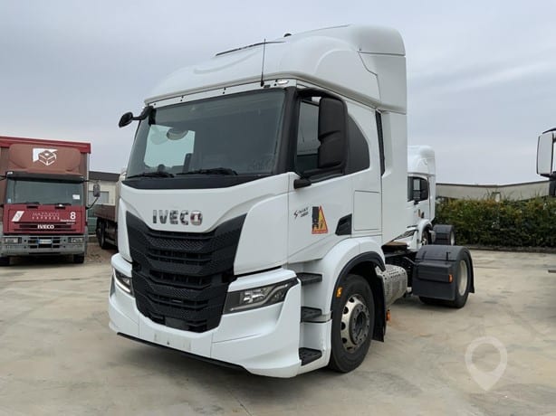 2020 Iveco S-WAY 460 Truck Tractor Unit for sale