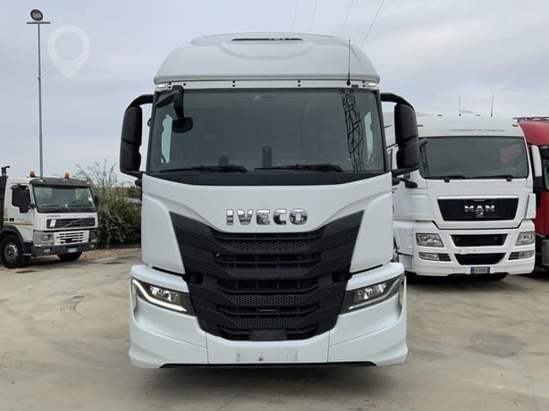 2020 Iveco S-WAY 460 Truck Tractor Unit for sale — view 2