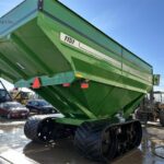 2015 J&M  1151-22T Grain Cart for sale — view 2