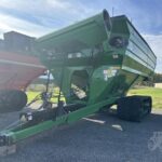 2014 J&M  1326-22T Grain Cart for sale — view 2