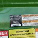 2014 J&M  1326-22T Grain Cart for sale — view 3