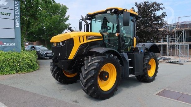 2019 JCB Fastrac 4160 Tractor - Wheel for sale — view 2