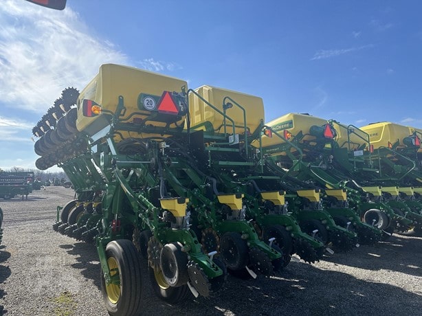 2023 John Deere Planting - Planter for sale — view 4