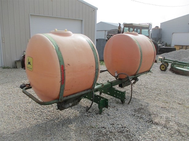 John Deere Tender - Liquid for sale