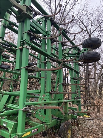 2010 John Deere Tillage - Cultivator for sale — view 4