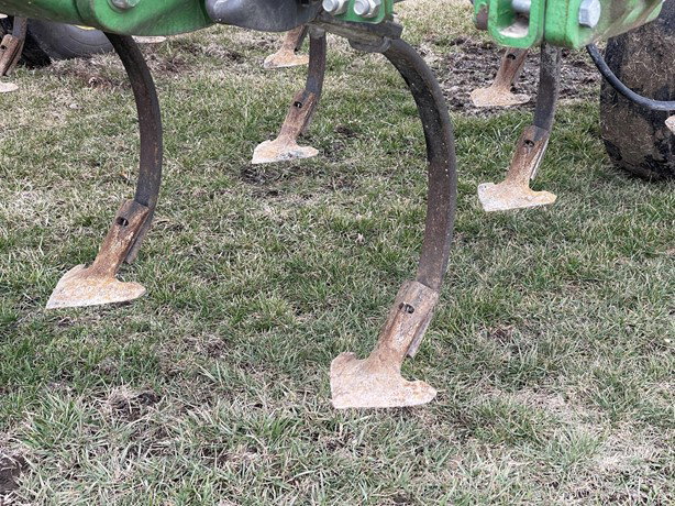 2010 John Deere Tillage - Cultivator for sale — view 4