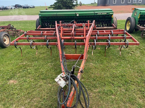 John Deere Planting - Grain Drill for sale — view 2