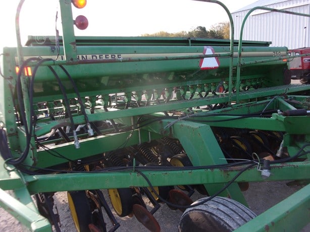 John Deere Planting - Grain Drill for sale — view 5