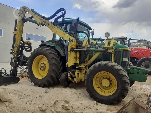 1993 John Deere Tractor - Wheel for sale — view 2