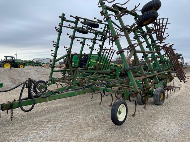 1994 John Deere Tillage - Cultivator for sale — view 4