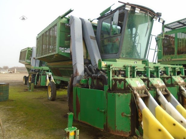 1996 John Deere Cotton Picker for sale — view 2