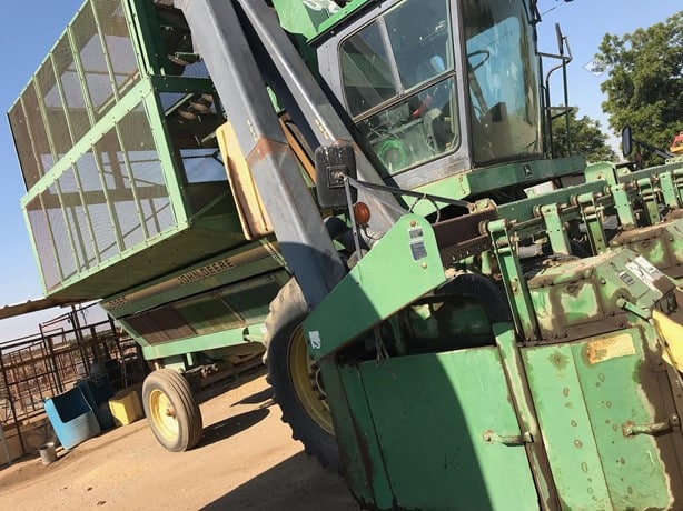 1994 John Deere Cotton Picker for sale — view 2
