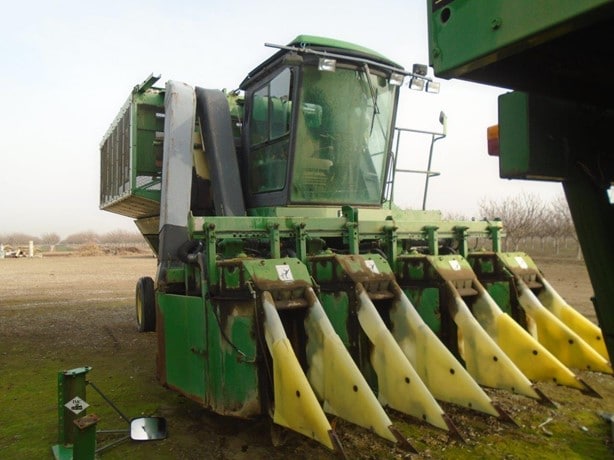 1993 John Deere Cotton Picker for sale — view 3