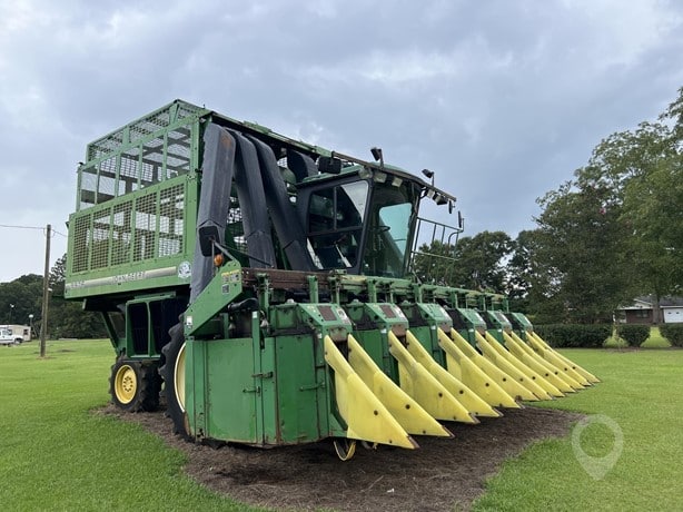 1999 John Deere Cotton Picker for sale — view 2