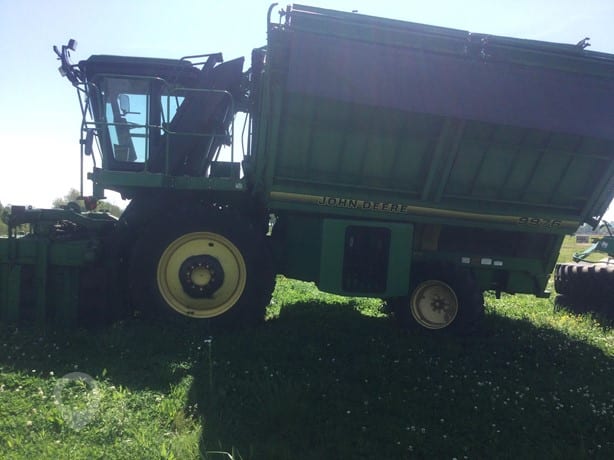 1998 John Deere Cotton Picker for sale — view 5