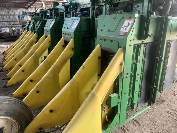 2002 John Deere Cotton Picker for sale — view 2