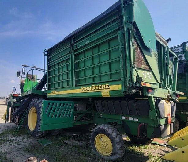 2007 John Deere Cotton Picker for sale — view 2