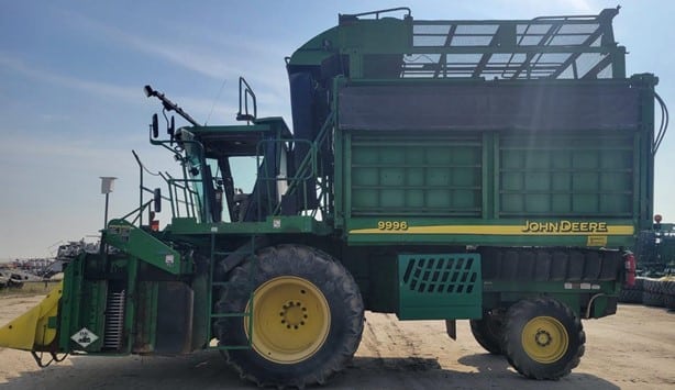 2007 John Deere Cotton Picker for sale — view 2