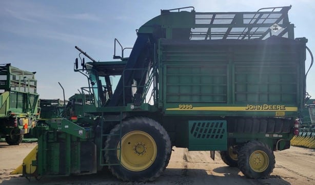 2007 John Deere Cotton Picker for sale — view 2