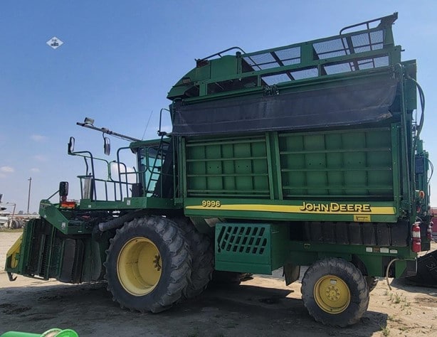 2007 John Deere Cotton Picker for sale — view 2